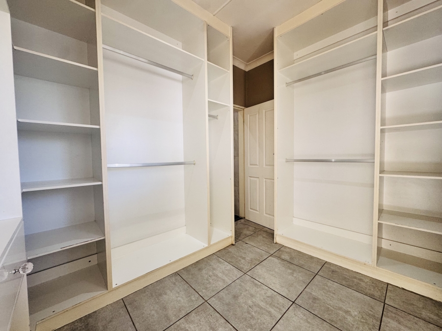 3 Bedroom Property for Sale in Flamwood North West